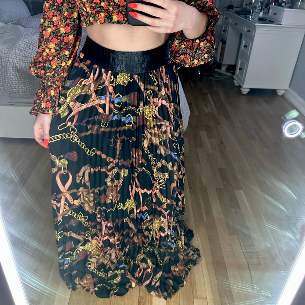 Maxi-Print Skirt/ Never Worn/ Perfect Condition! Size M